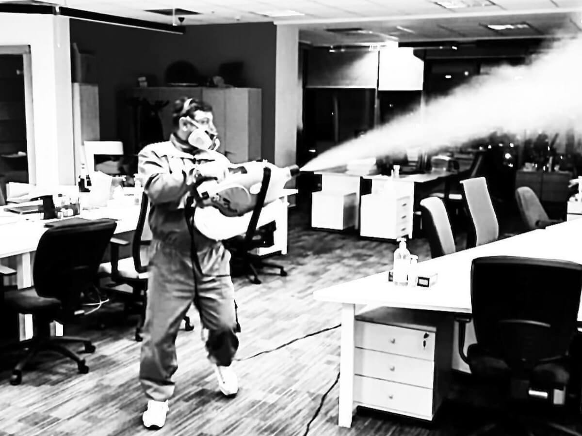 https://aerofm.ro/wp-content/uploads/2021/05/servicii-ddd-handyman-4.jpeg