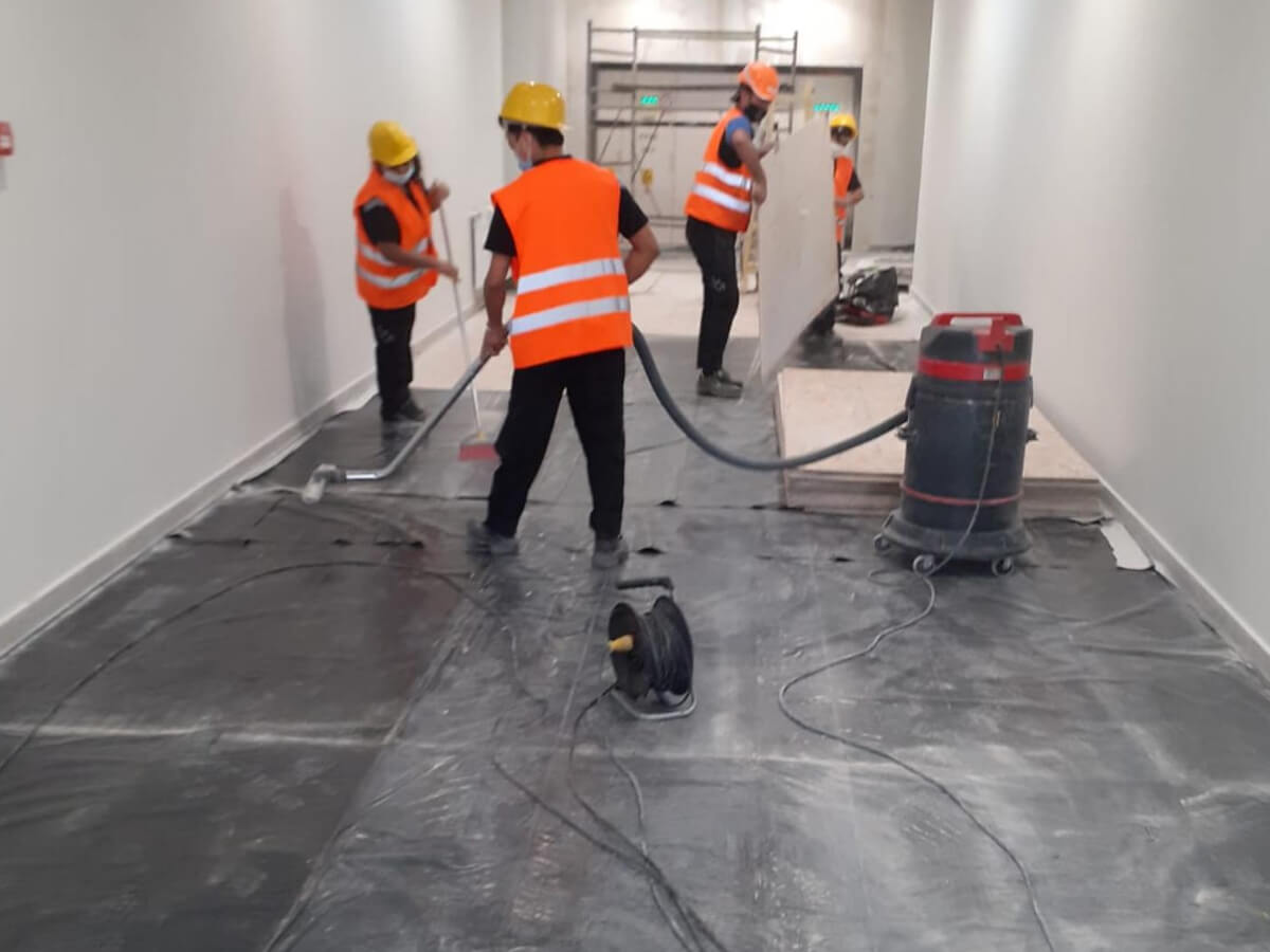 https://aerofm.ro/wp-content/uploads/2021/05/utilaje-curatenie-profesionala-handyman-5.jpeg